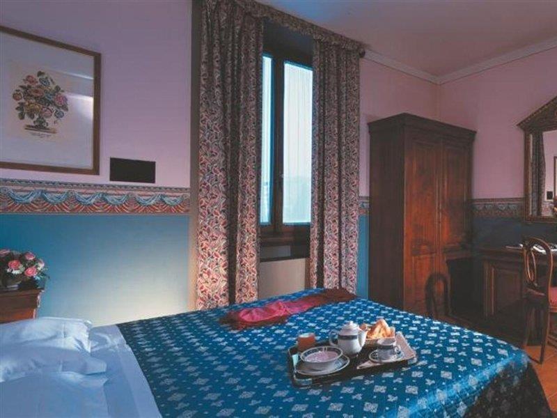 Ih Hotels Firenze Select Номер фото