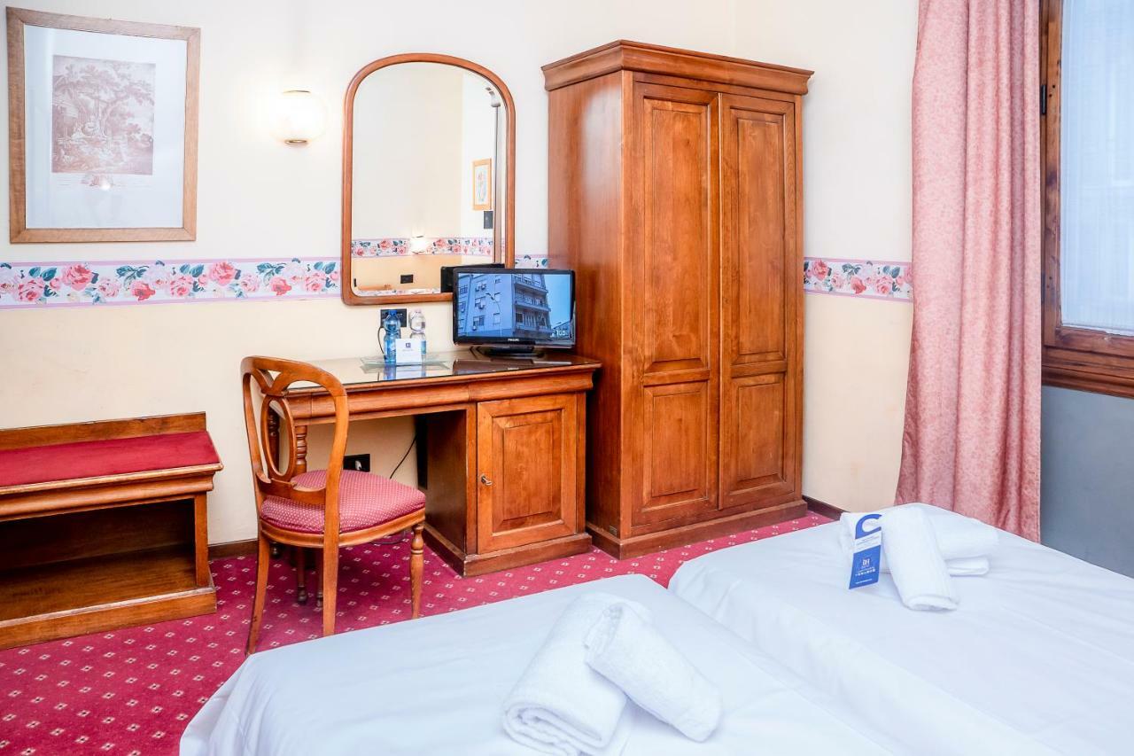 Ih Hotels Firenze Select Екстер'єр фото